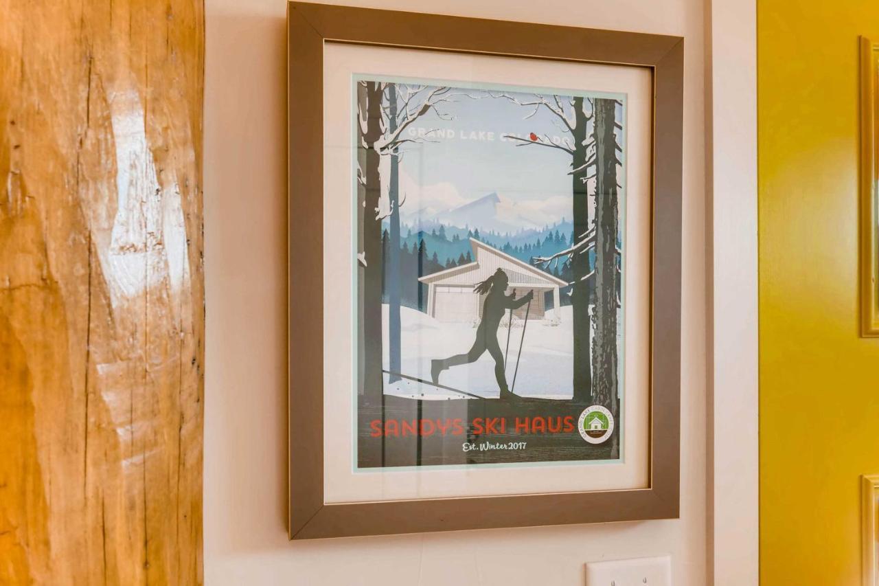 Modern Grand Lake Cabin With Fireplace And Deck! Εξωτερικό φωτογραφία